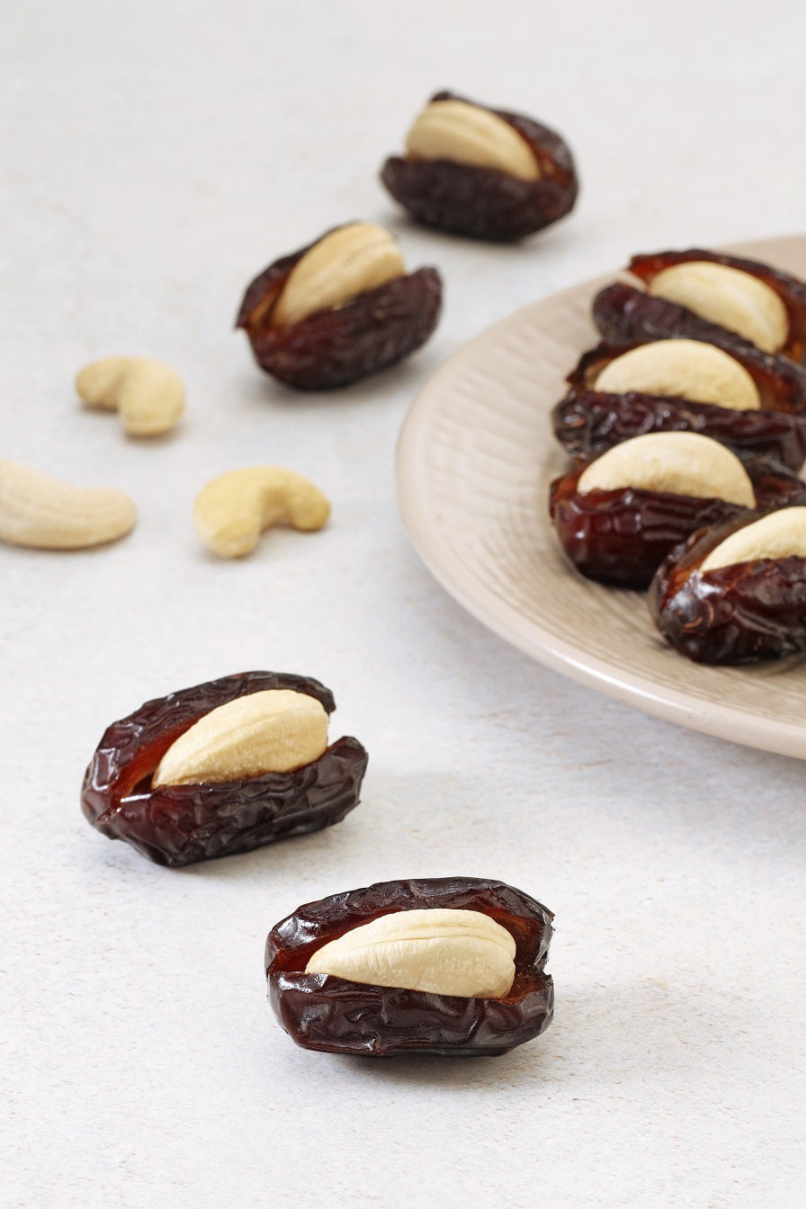 DATES FILLED WITH CASHEWS