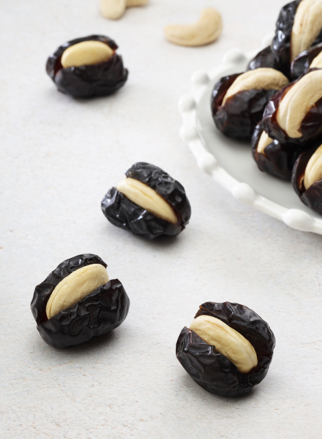 DATES FILLED WITH CASHEWS